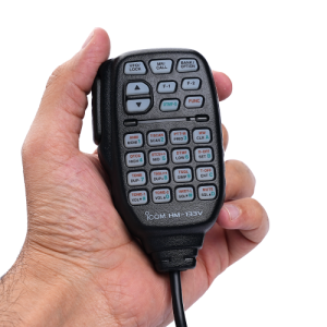 ريشة ايكوم 2300 و2100و2200و8000 الاصلية ICOM HAND MICROPHONE HM-133V MIC ريشة ايكوم 2300 و2100و2200و8000 الاصلية ICOM HAND MICROPHONE HM-133V MIC